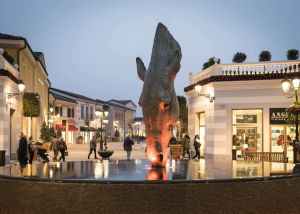 Serravalle Designer Outlet Hydea
